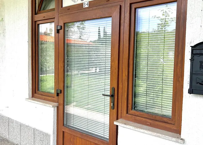 Apartma Alina Lejlighed *